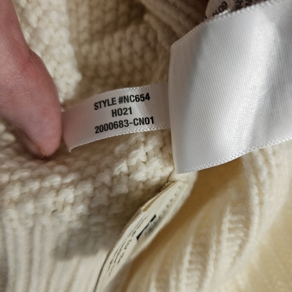 NWT Madewell Hollydene Ruffle Shoulder Pullover Sweater in Antique Cream - Picture 8 of 10